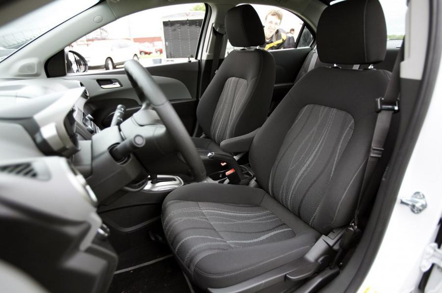  Chevrolet Sonic 2012 года  (фото 20 из 66)